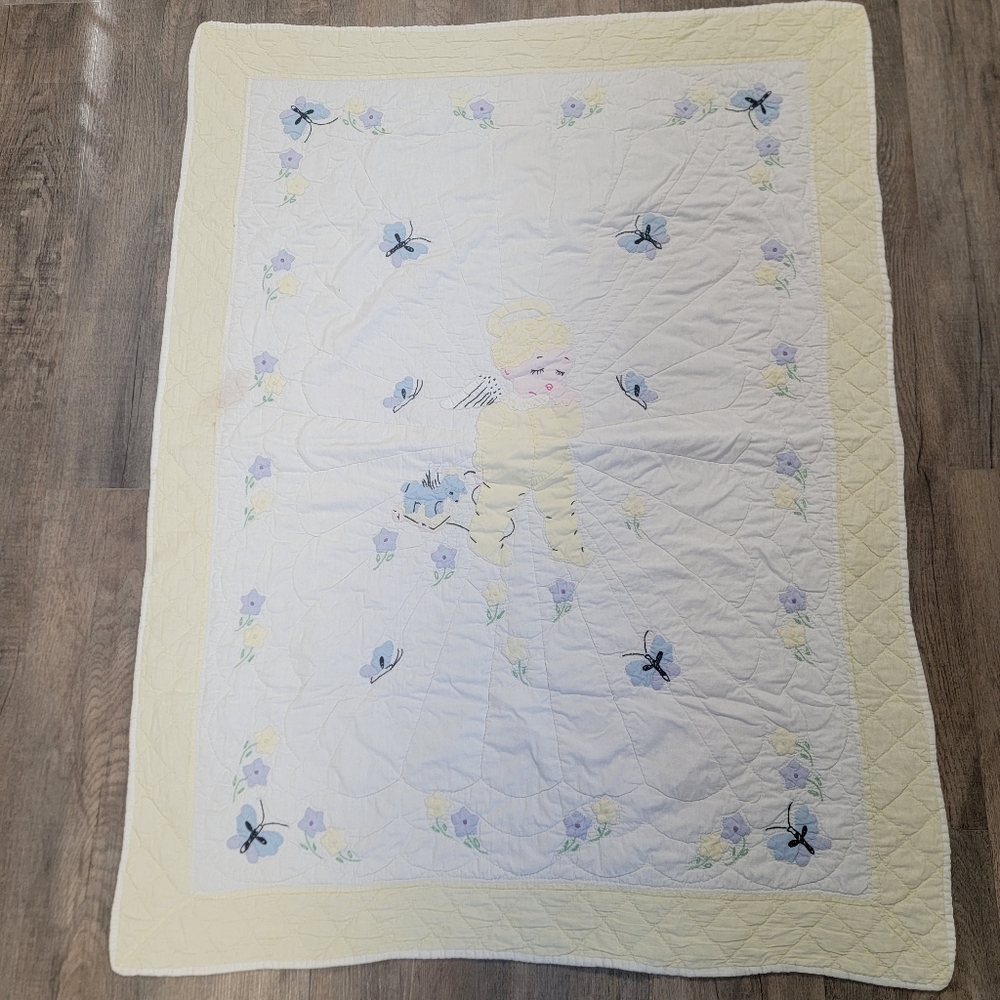 Vintage Handmade Hand Quilted Baby Quilt Blanket Embroidery Nursery 37”x49”